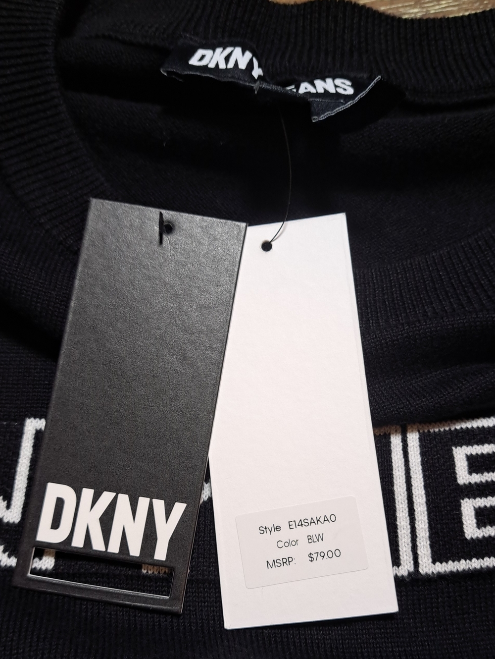 DKNY Women’s NWT Black White Logo Crewneck Sweater Long Sleeve Cotton Size XL - Picture 7 of 13